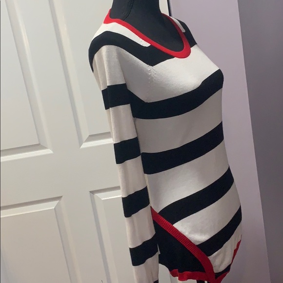 Striped sweater - Picture 2 of 3